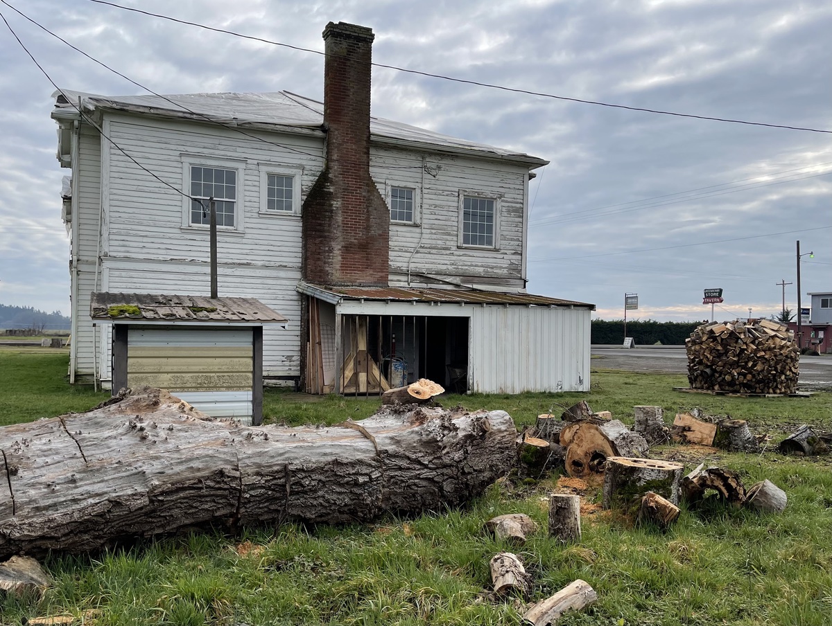 Willamette Community and Grange Hall receives Oregon Heritage grant