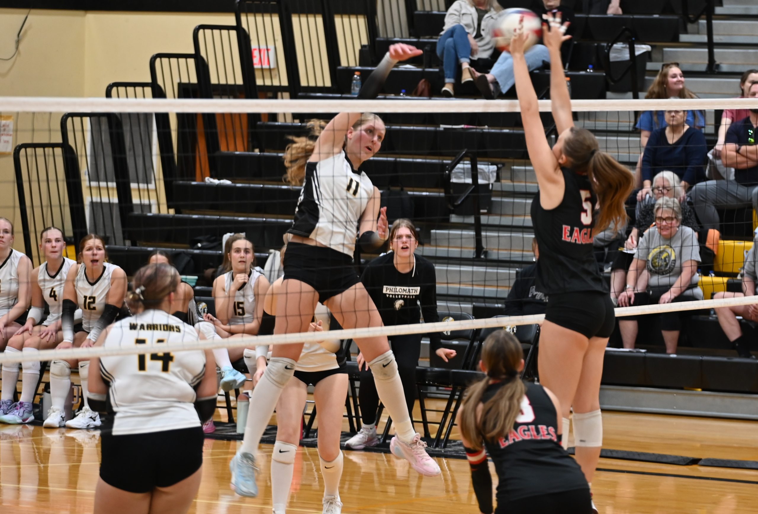 Volleyball's Stanley sisters share the moment, even when one is stuck ...